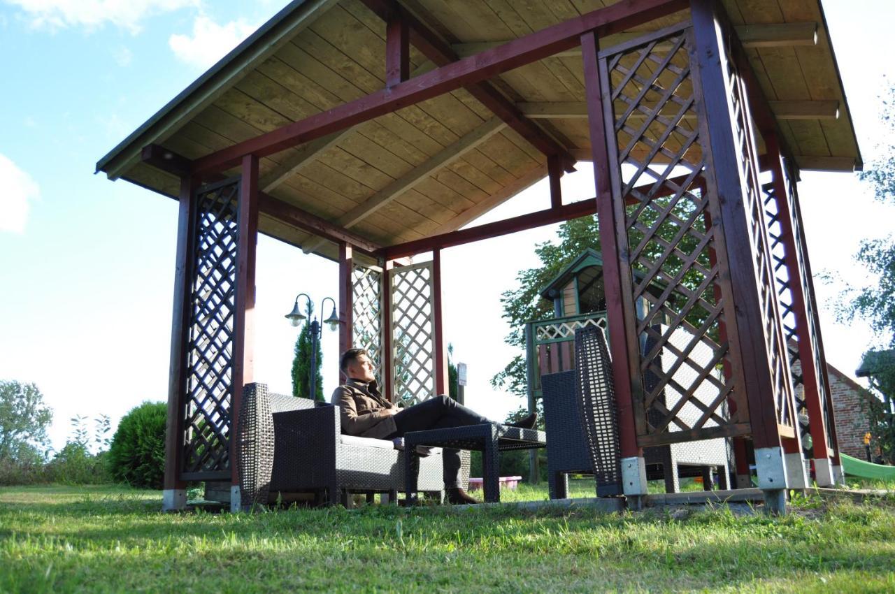 Mlyn Wodny Eko Hillar Villa Rybno  Buitenkant foto